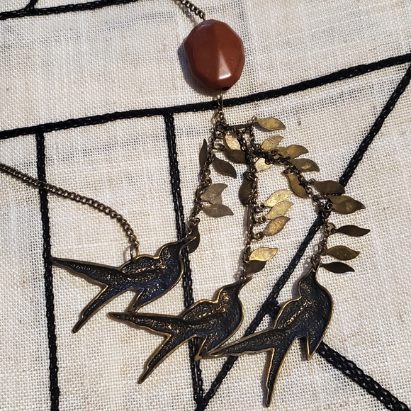 Bird Necklace - Picture 3 of 3